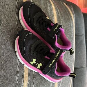 Under Armour Kids Black and Pink Sneakers